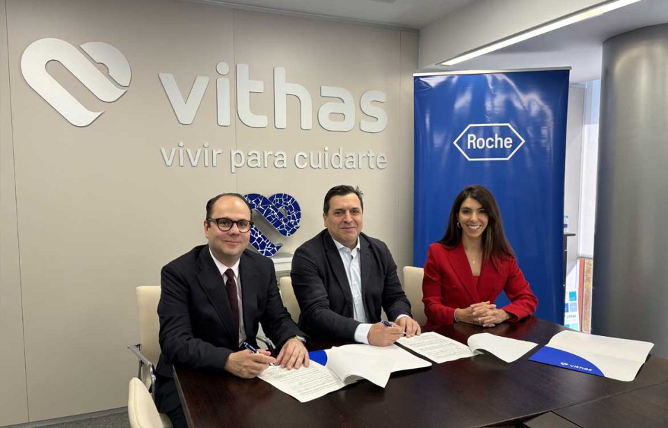 Vithas y Roche Farma se alían para impulsar la innovación, la formación y la medicina de precisión