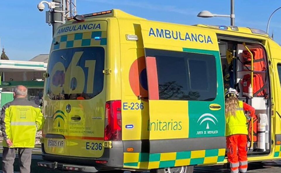 Fallece un trabajador al caer sobre él una placa de encofrado en una obra en Pulpí y otro está herido