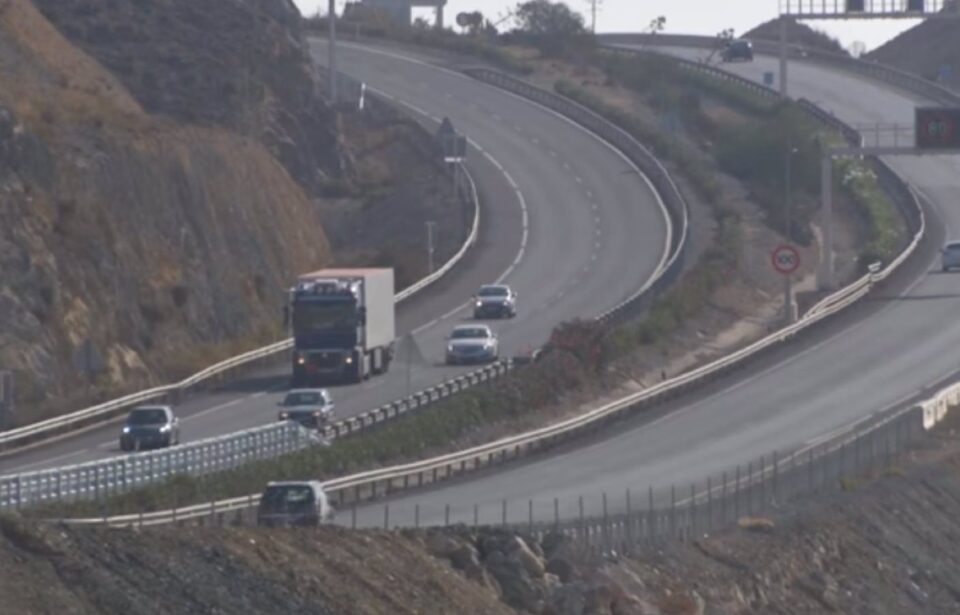 Transportes prevé la aprobación provisional del tercer carril de la A-7 entre Almería y Roquetas en 2025