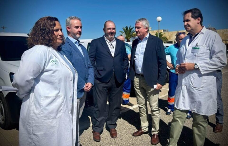 Salud incorpora 36 vehículos para dar "servicio a sus necesidades de transporte" en hospitales y ambulatorios