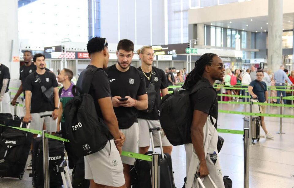 El Unicaja ya está en Singapur para disputar la Copa Intercontinental FIBA: así será la competición